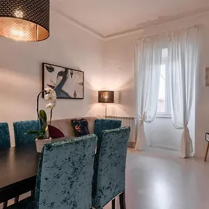 Appartement Gallery Art In San Frediano